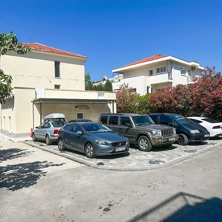 Beachfront Apartments Providenca With Free Parking Makarska Extérieur photo