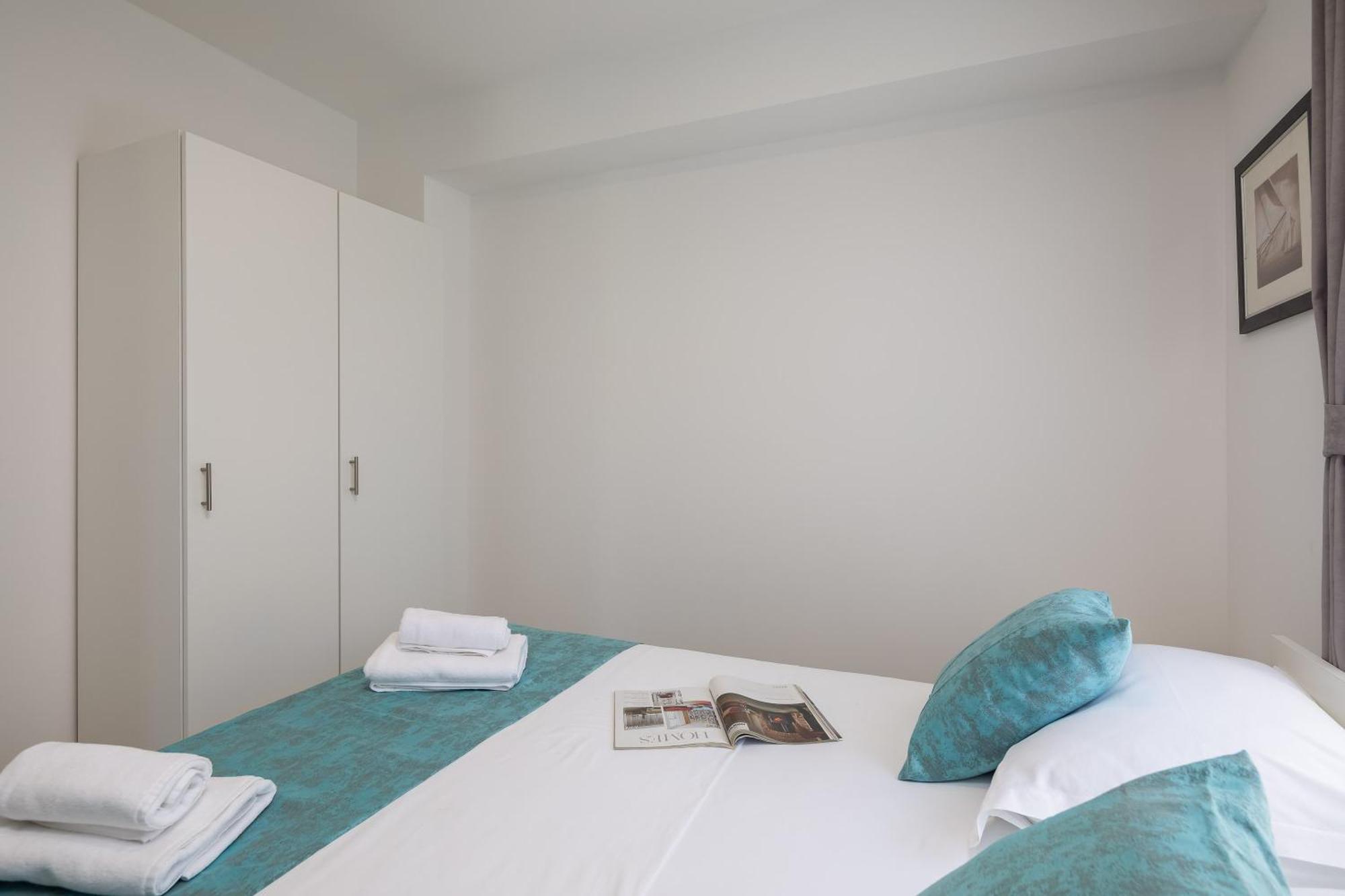 Beachfront Apartments Providenca With Free Parking Makarska Chambre photo