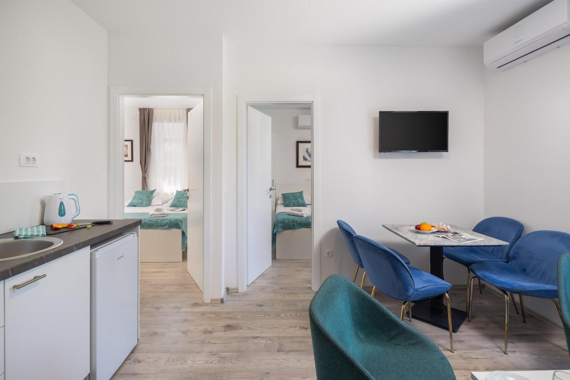 Beachfront Apartments Providenca With Free Parking Makarska Extérieur photo