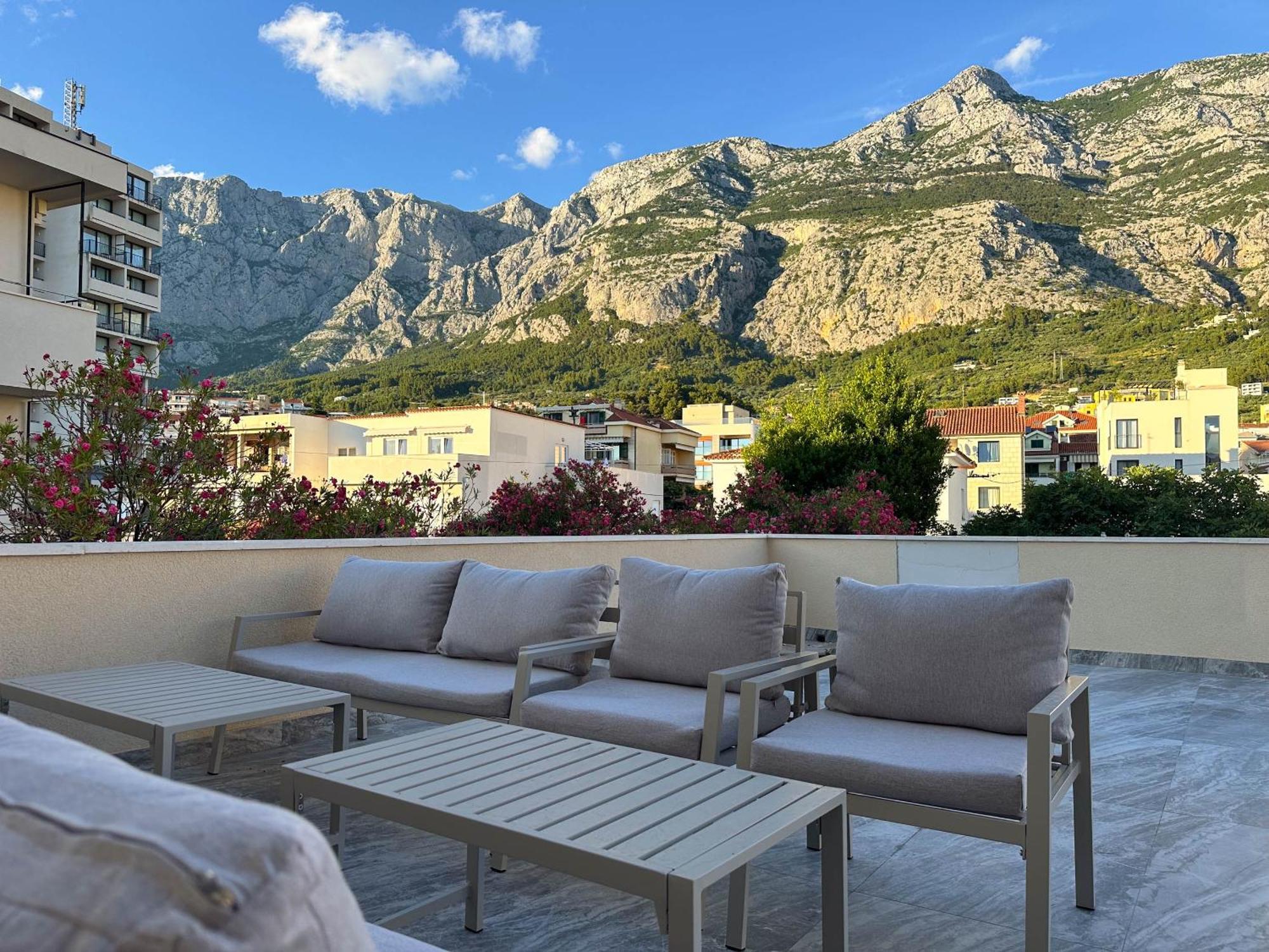 Beachfront Apartments Providenca With Free Parking Makarska Extérieur photo